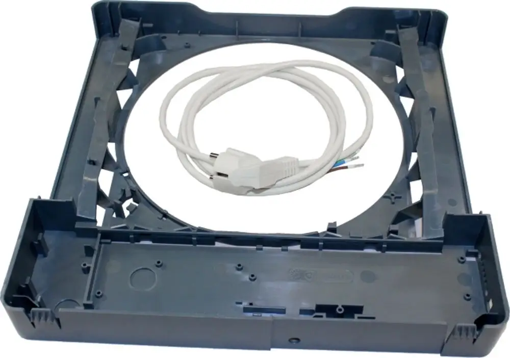 Wolf Grundplatte mit Aussparung in der Mitte und einem Netzstecker-Kabel, geeignet für die Montage an einer Innenwandblende.